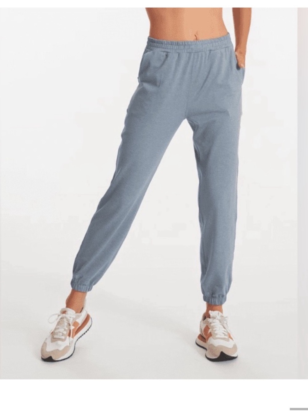 Vuori Women’s Flint Blue Boyfriend Sweatpants Large